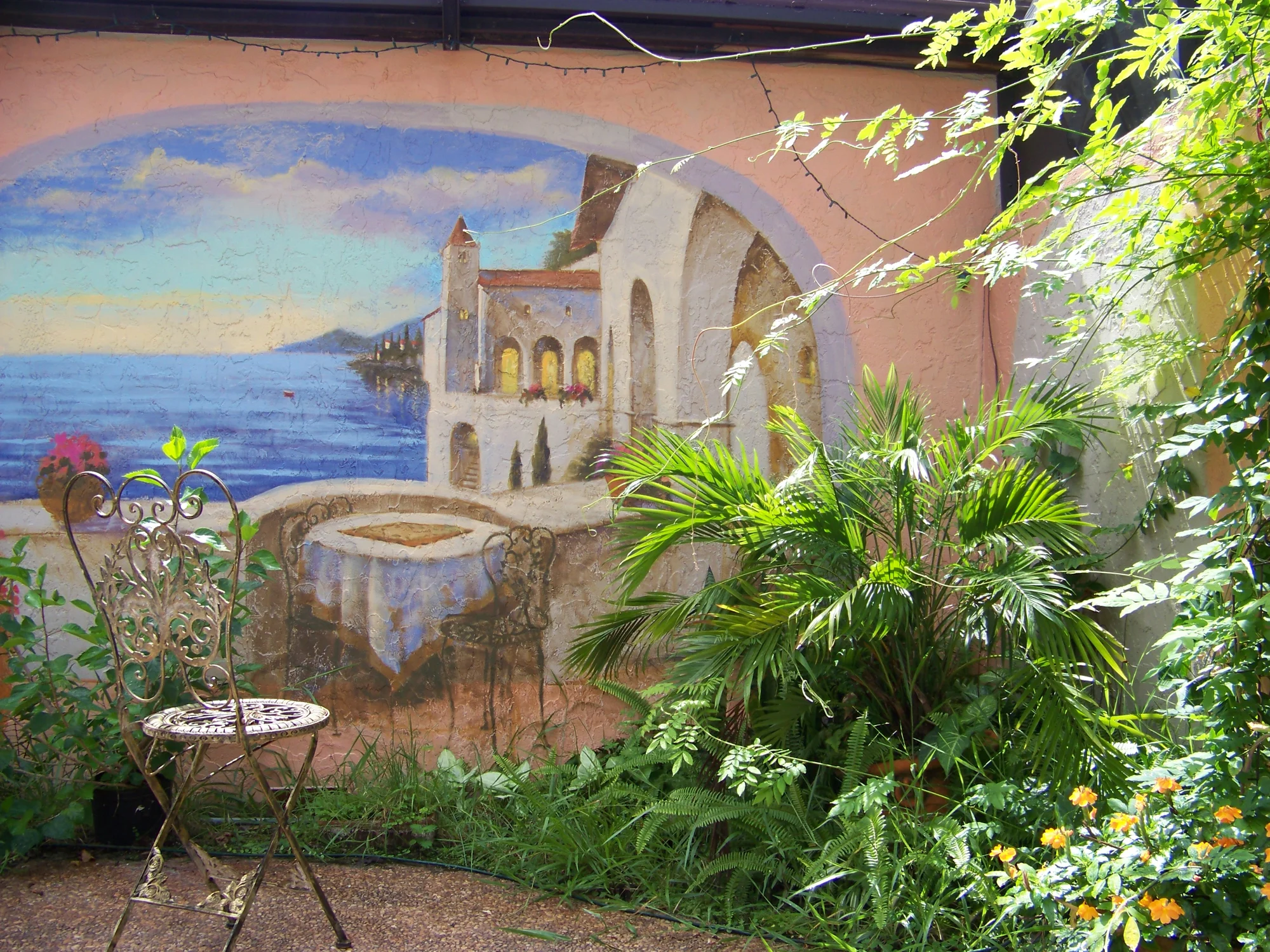 Murals by Violetta Chandler — work 01